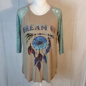 Daisy Rae "Dream On" Dream Catcher Lace Sleeve Tee